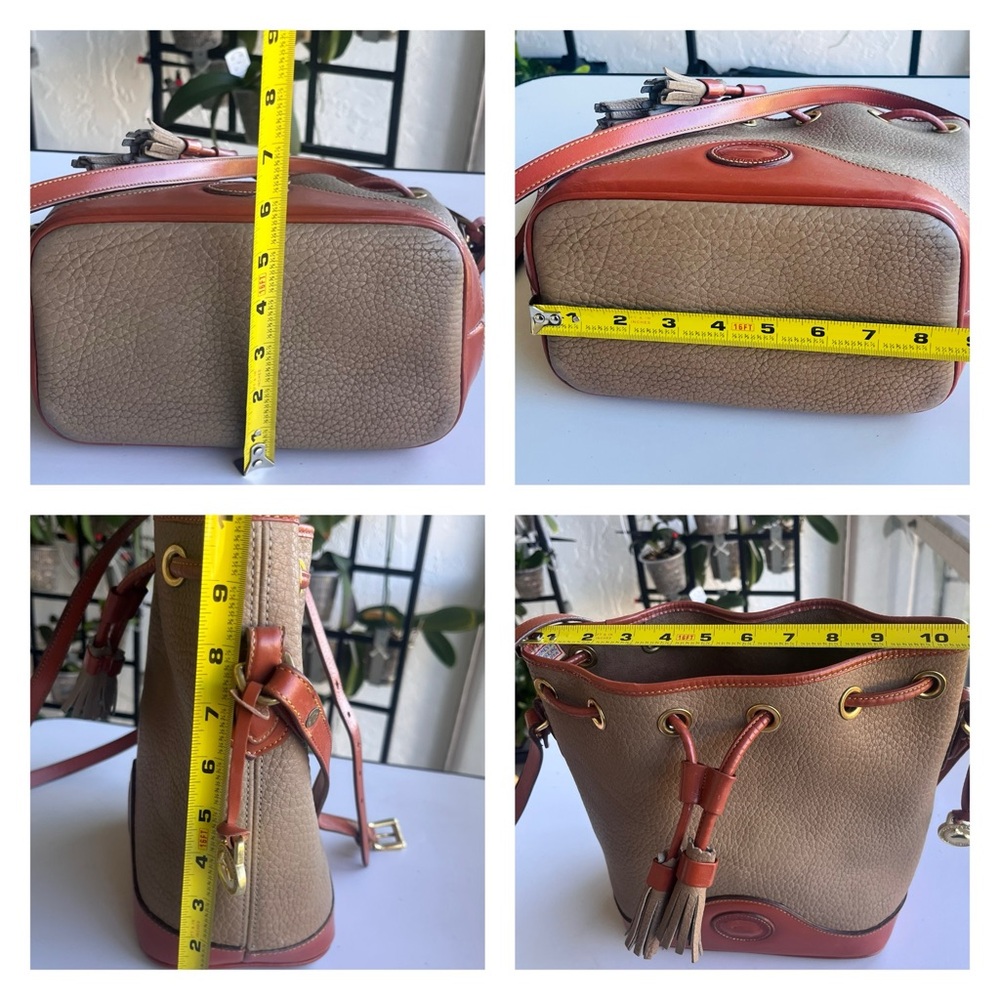 VINTAGE DOONEY AND BOURKE CROSSBODY BUCKET SAND AND TAN TRIM DRAWSTRING - Picture 14 of 15